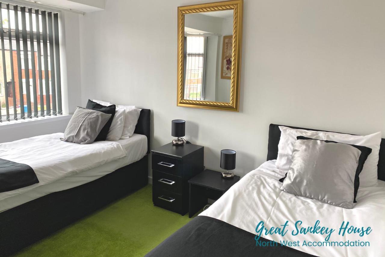 Great Sankey Serviced Accommodation ワーリントン エクステリア 写真